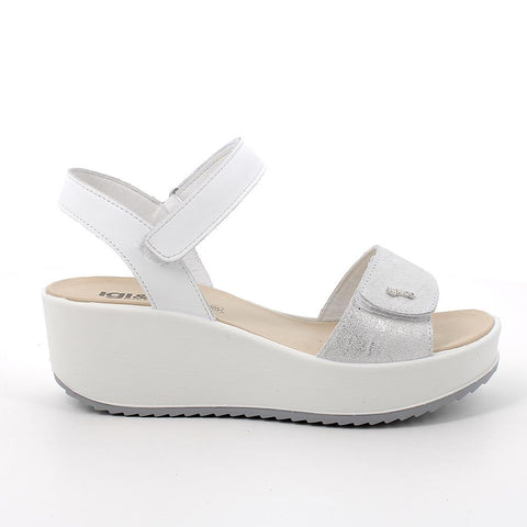 Sandali con zeppa in pelle da donna argento-bianco IGI&CO